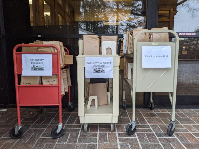 Library Minute: Spring 2021 Curbside Pickup @ Boatwright Library